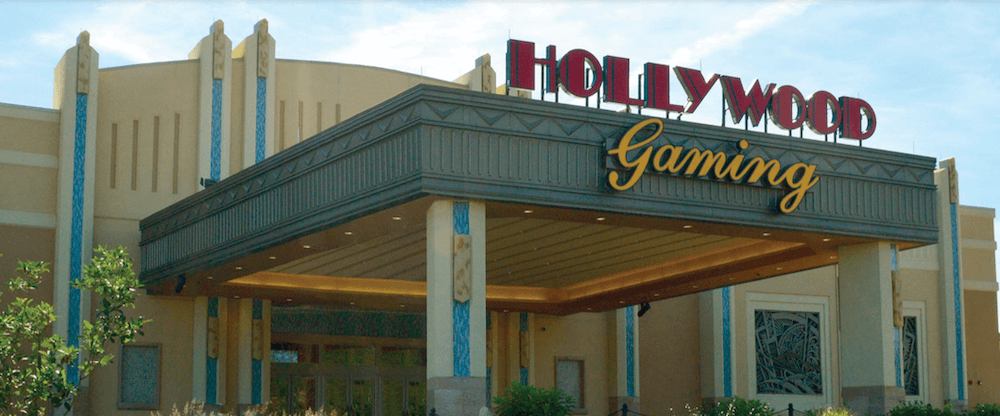 Hollywood Gaming at Mahoning Valley Race Course